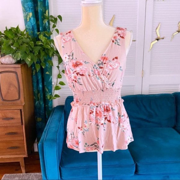 Entro | Ellie Floral Print Surplice Sleeveless Smocked Top Ruffle Cottage Medium - Picture 3 of 14